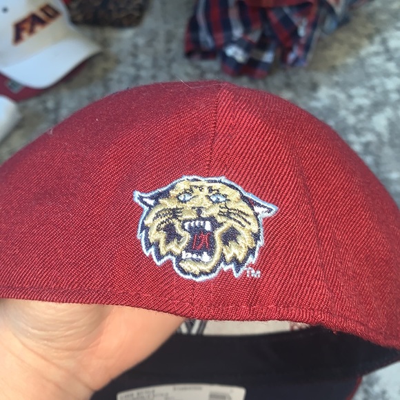 Men’s Villanova wildcats cap - Picture 2 of 3